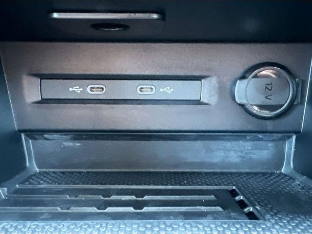 2025 Volkswagen Taos SE - Photo 20