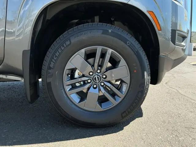 2026 Nissan Frontier Crew Cab SV 4x4