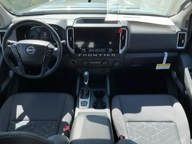 2026 Nissan Frontier Crew Cab SV 4x4