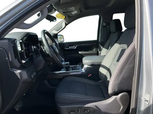 2023 Chevrolet Silverado 1500 4WD Crew Cab Short Bed RST