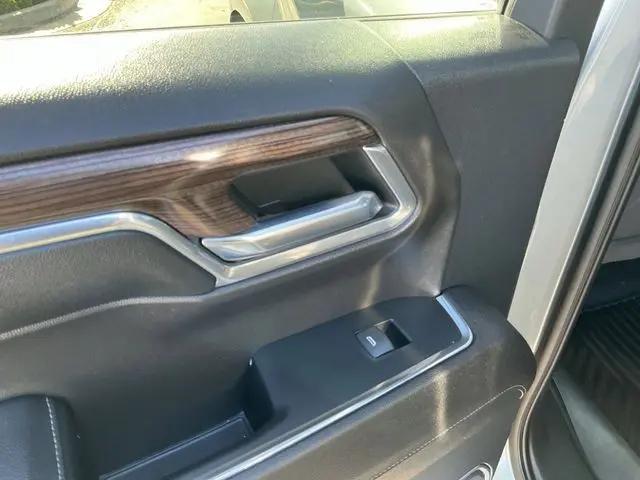 2023 Chevrolet Silverado 1500 4WD Crew Cab Short Bed RST
