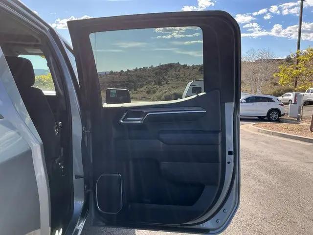 2023 Chevrolet Silverado 1500 4WD Crew Cab Short Bed RST