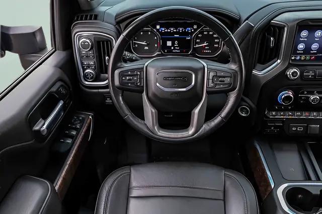 2022 GMC Sierra 3500HD 4WD Crew Cab Long Bed Denali