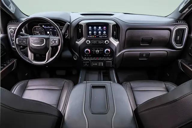 2022 GMC Sierra 3500HD 4WD Crew Cab Long Bed Denali