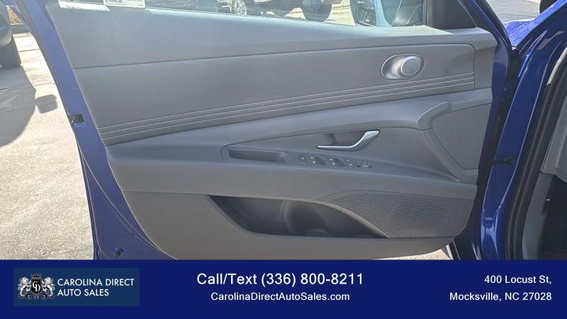 2025 Hyundai Elantra SEL Convenience