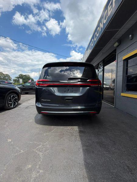 2021 Chrysler Pacifica Touring
