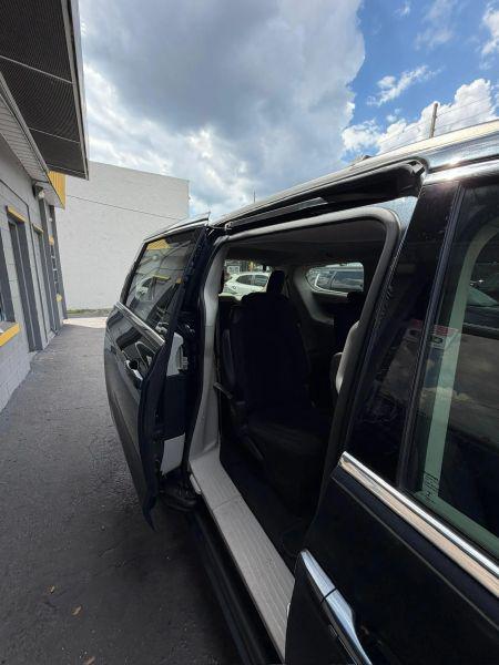2021 Chrysler Pacifica Touring