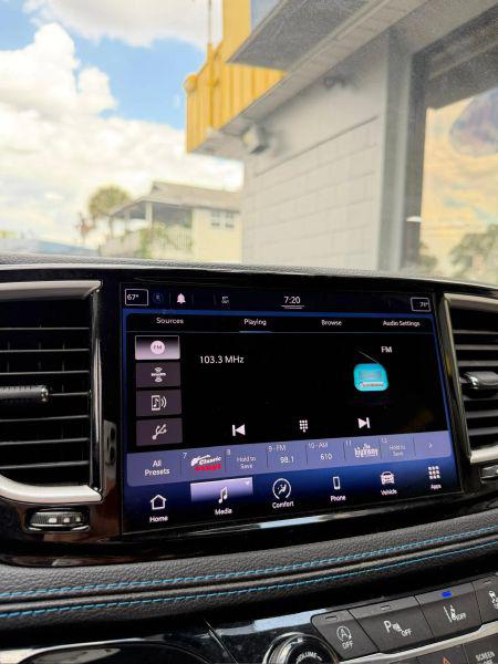 2021 Chrysler Pacifica Touring