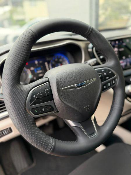 2021 Chrysler Pacifica Touring