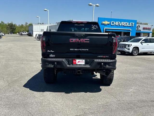 2026 GMC Sierra 2500HD Crew Cab, Standard Bed, AT4X, 4WD