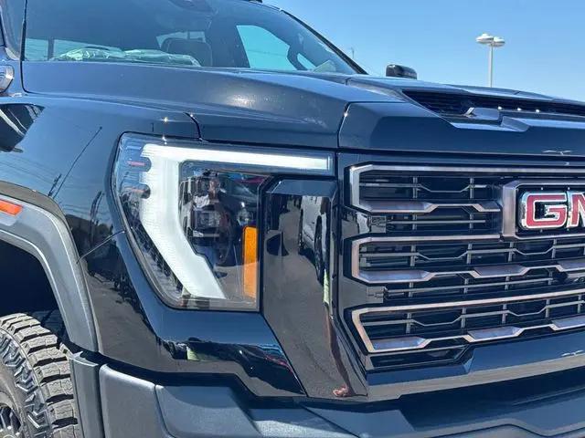 2026 GMC Sierra 2500HD Crew Cab, Standard Bed, AT4X, 4WD
