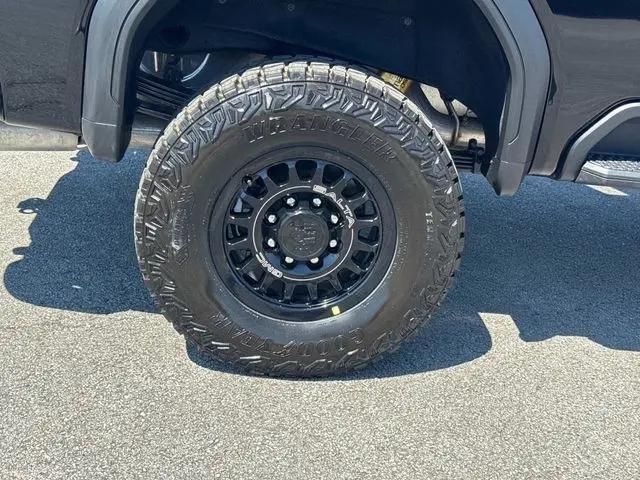 2026 GMC Sierra 2500HD Crew Cab, Standard Bed, AT4X, 4WD