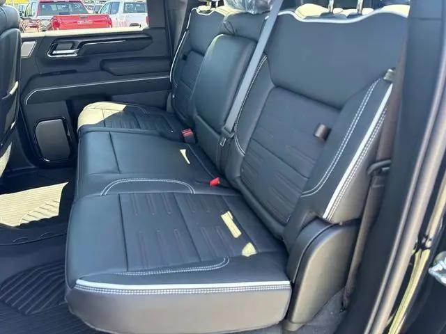 2026 GMC Sierra 2500HD Crew Cab, Standard Bed, AT4X, 4WD