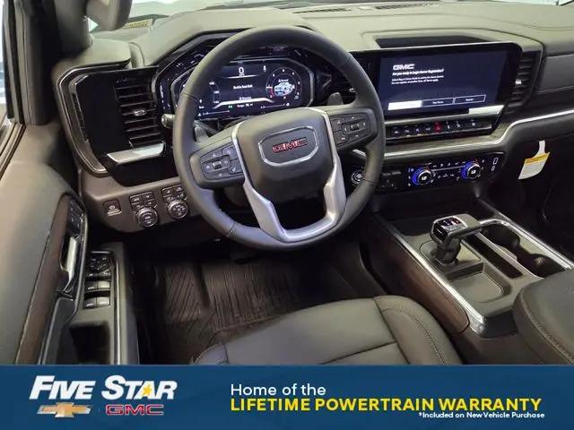 2026 GMC Sierra 1500 Crew Cab, Short Bed, SLT, 4WD