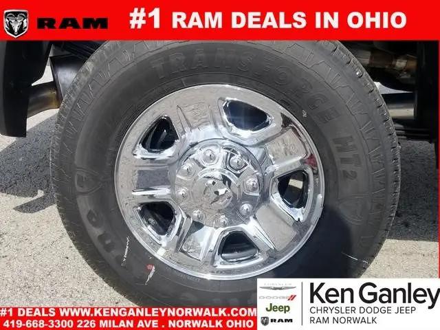 2026 Ram 3500 Tradesman Crew Cab 4x4 6'4" Box