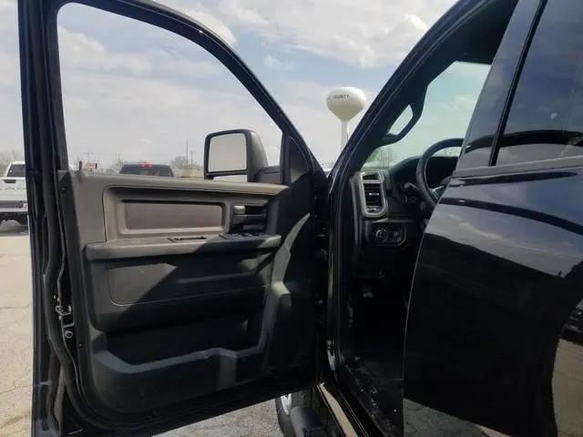 2026 Ram 3500 Tradesman Crew Cab 4x4 64 Box