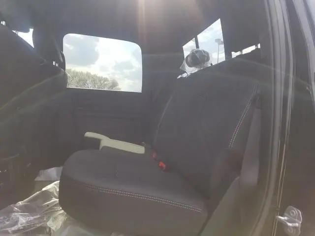 2026 Ram 3500 Tradesman Crew Cab 4x4 64 Box