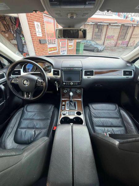 2015 Volkswagen Touareg TDI Lux