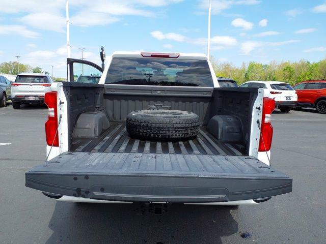 2021 Chevrolet Silverado 1500 4WD Crew Cab Short Bed Custom