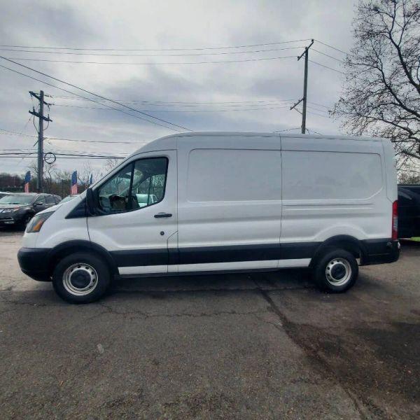 2019 Ford Transit Medium Roof w/Sliding Side Door w/LWB