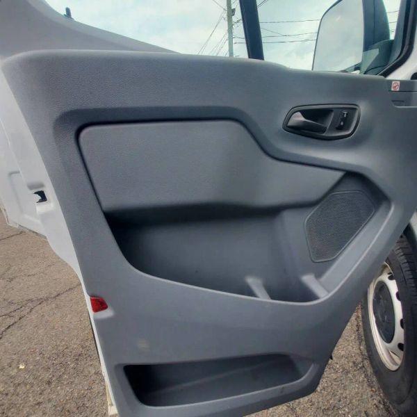 2019 Ford Transit Medium Roof w/Sliding Side Door w/LWB