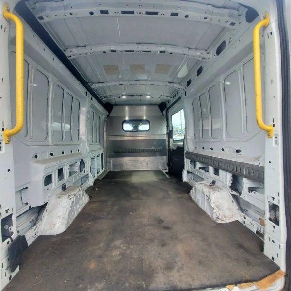 2019 Ford Transit Medium Roof w/Sliding Side Door w/LWB