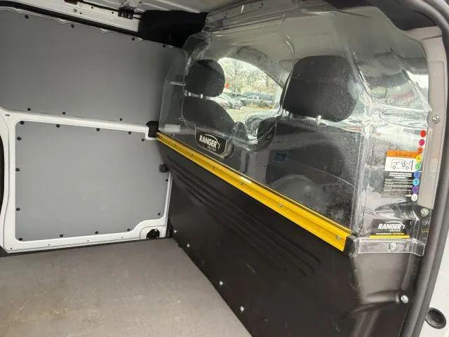 2022 Mercedes-Benz Metris Base