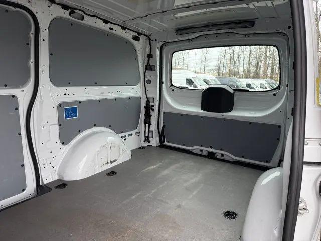 2022 Mercedes-Benz Metris Base
