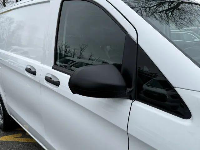 2022 Mercedes-Benz Metris Base