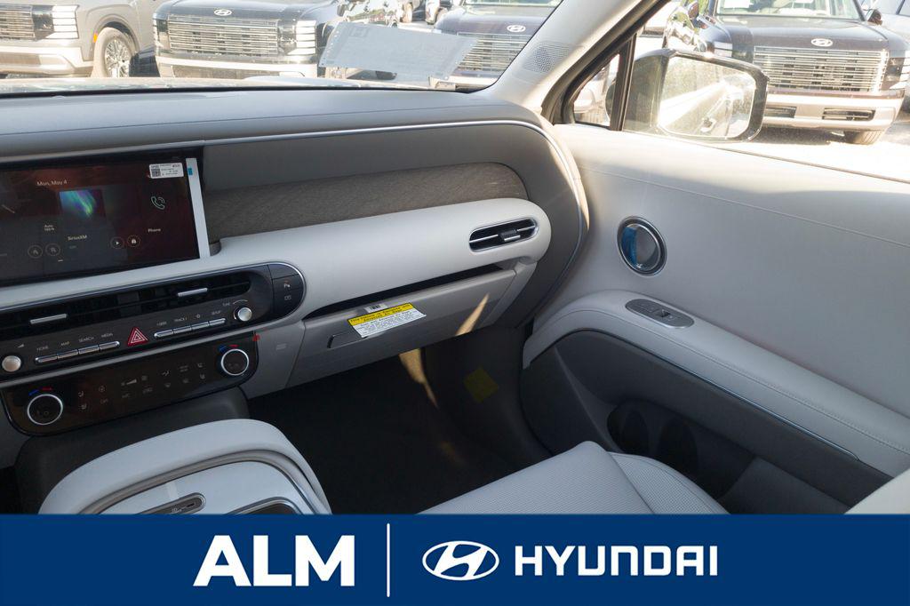New 2026 Abyss Black Pearl HYUNDAI SEL Premium FWD image 19