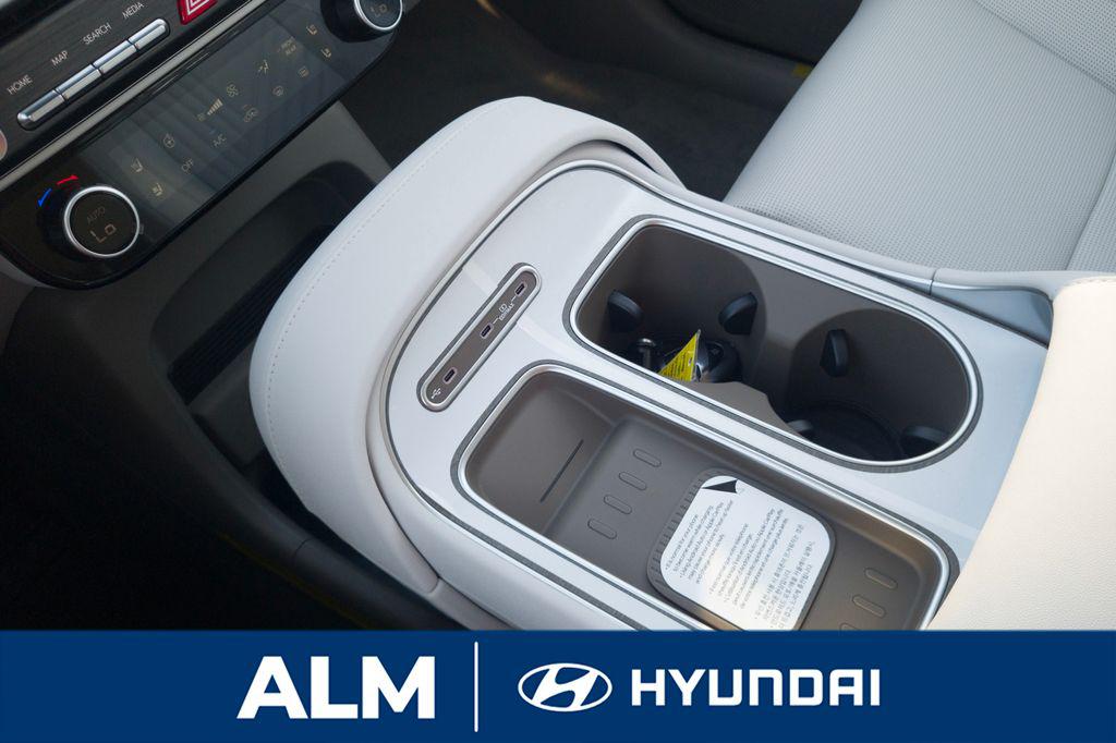 New 2026 Abyss Black Pearl HYUNDAI SEL Premium FWD image 27