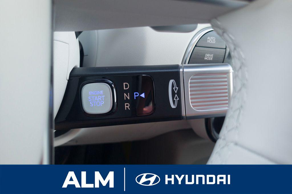 New 2026 Abyss Black Pearl HYUNDAI SEL Premium FWD image 28