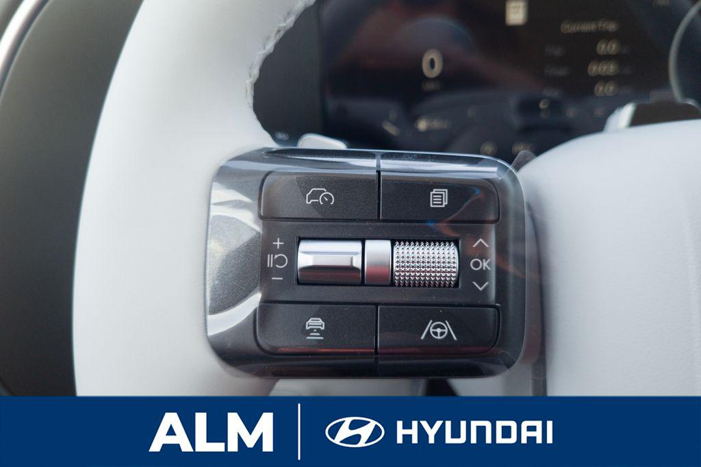 New 2026 Abyss Black Pearl HYUNDAI SEL Premium FWD image 30
