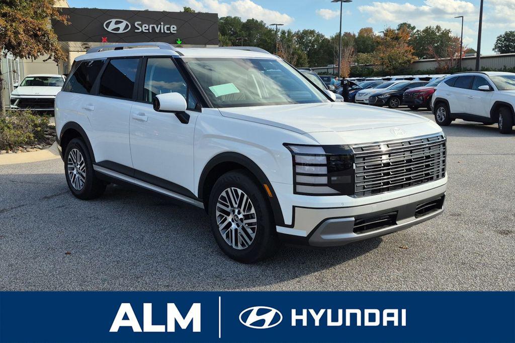 New 2026 Creamy White Pearl HYUNDAI SEL FWD image 4