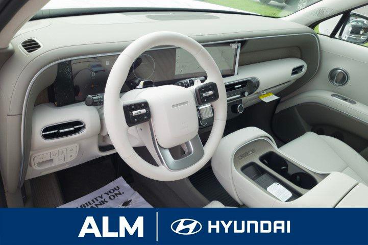 New 2026 Creamy White Pearl HYUNDAI SEL FWD image 14