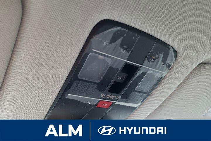 New 2026 Creamy White Pearl HYUNDAI SEL FWD image 34