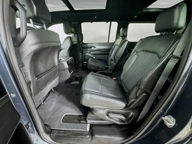 2025 Jeep Wagoneer Series III 4x4