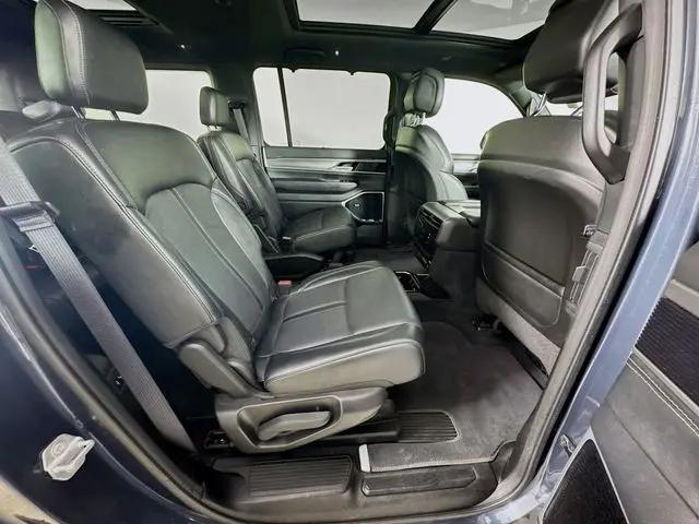 2025 Jeep Wagoneer Series III 4x4