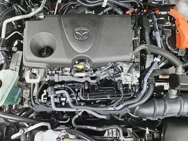 2025 Mazda CX-50 Hybrid Preferred Package