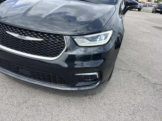 2022 Chrysler Pacifica Hybrid Touring L