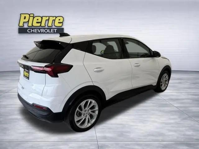 2027 Chevrolet Bolt LT FWD