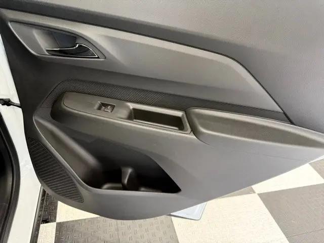 2027 Chevrolet Bolt LT FWD