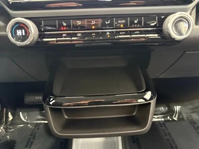 2027 Chevrolet Bolt LT FWD