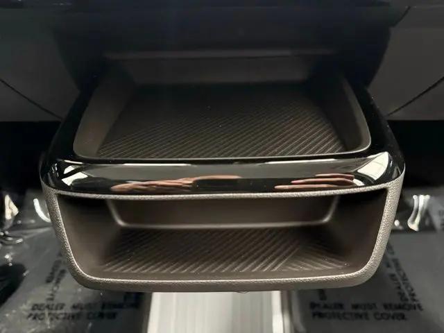 2027 Chevrolet Bolt LT FWD