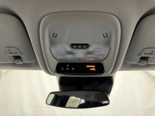 2027 Chevrolet Bolt LT FWD