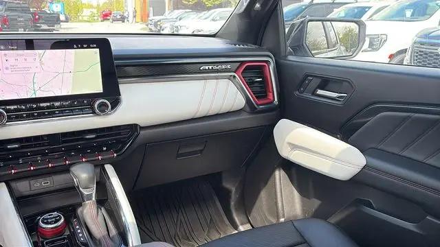2023 GMC Canyon 4WD Crew Cab Short Box AT4X