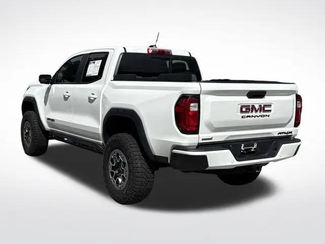 2023 GMC Canyon 4WD Crew Cab Short Box AT4X