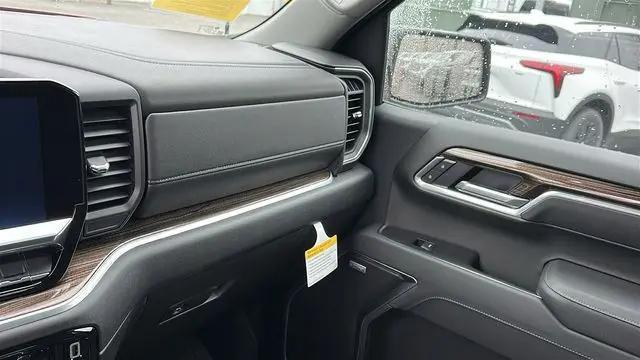 2026 Chevrolet Silverado 1500 4WD Crew Cab Short Bed RST