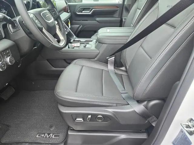 2026 GMC Sierra 3500HD Crew Cab, Long Bed, Denali, 4WD