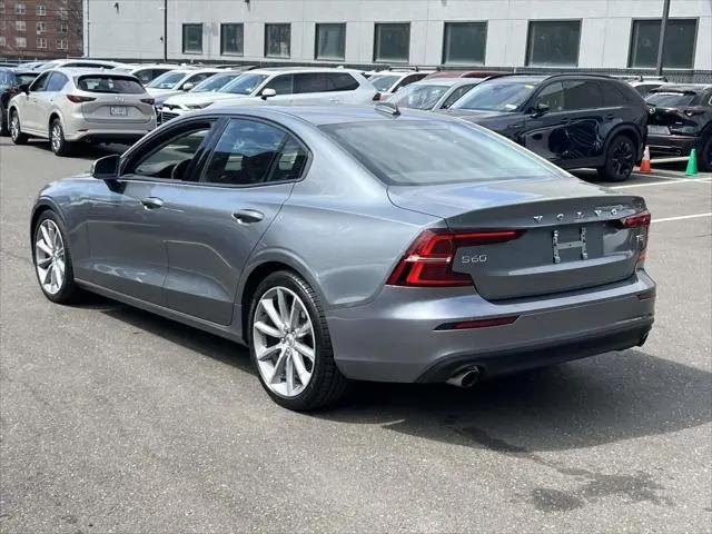 2020 Volvo S60 Momentum
